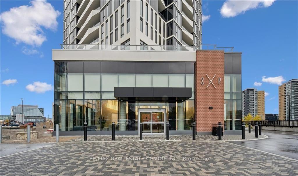 Photo of Unit 3403, 25 Wellington Street S