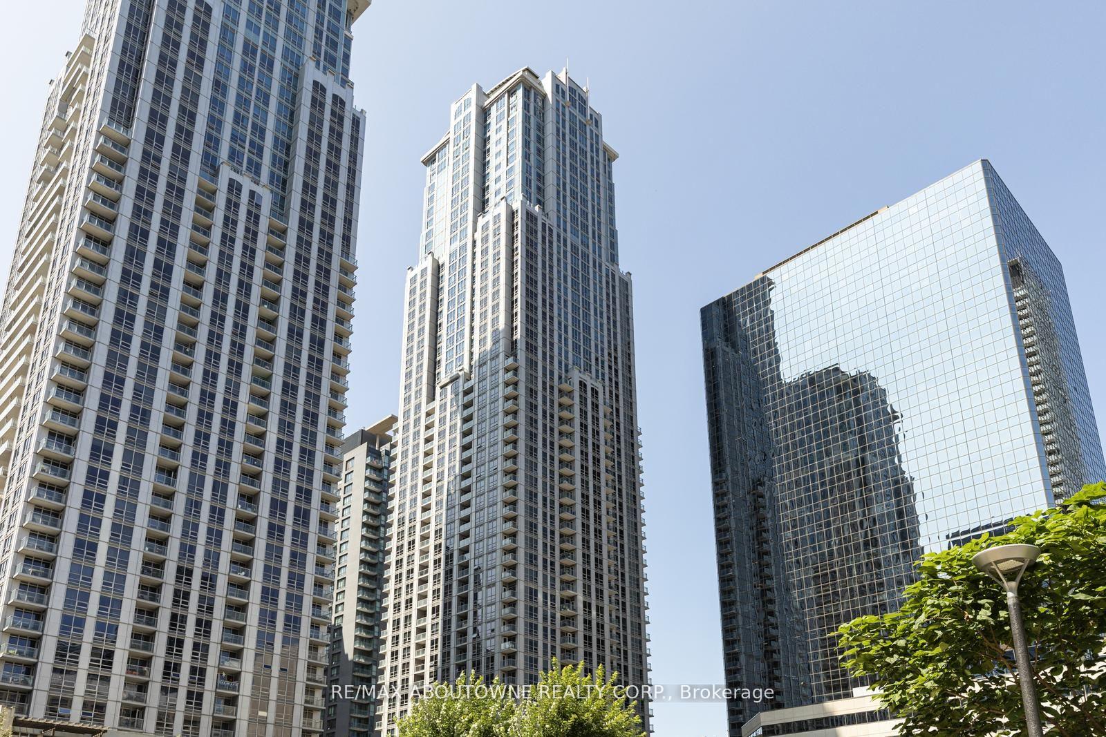 Photo of Unit 3503, 761 Bay Street