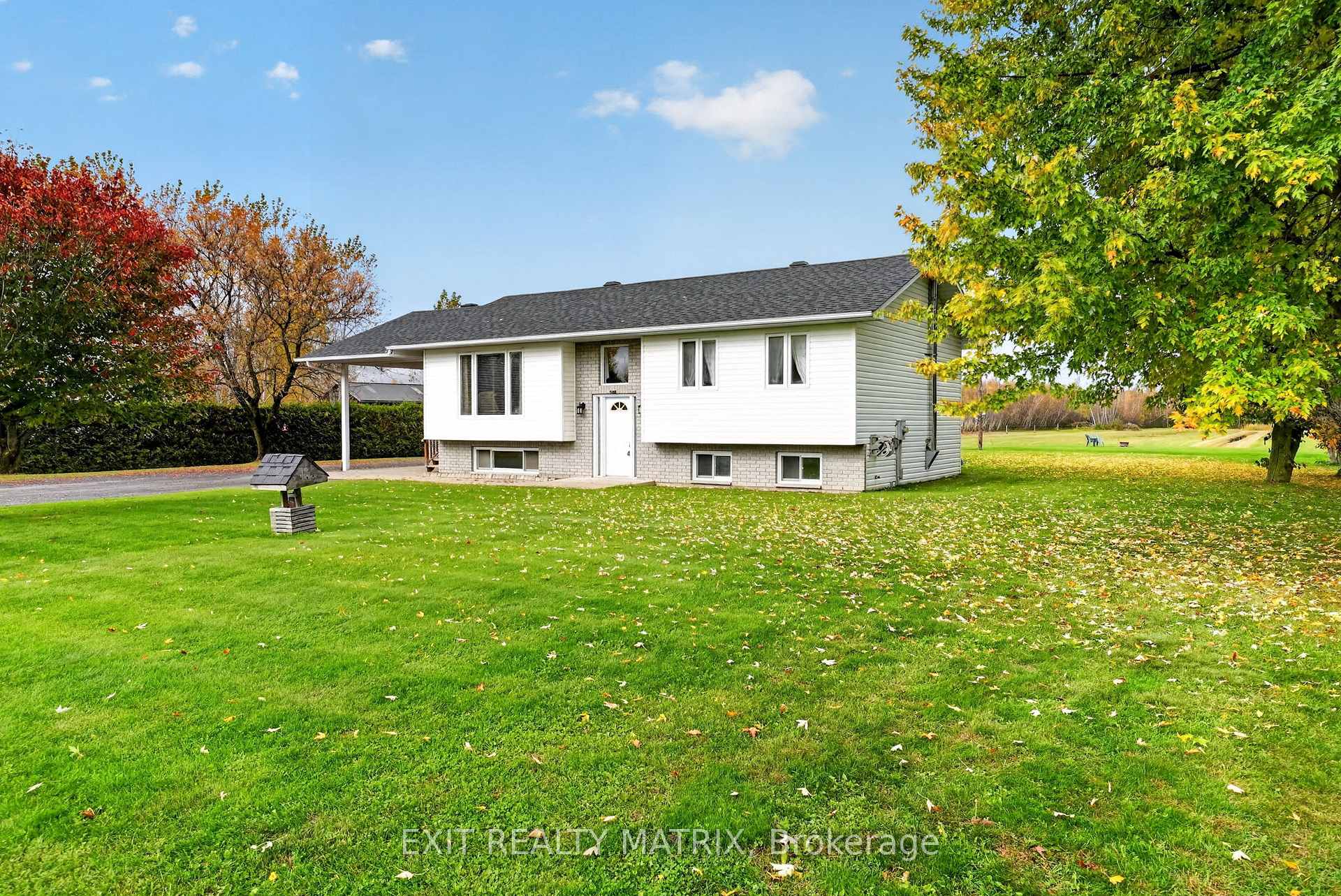 Photo 2 of 2871 Russland Road, Ottawa, Vars & Area — HOMEH
