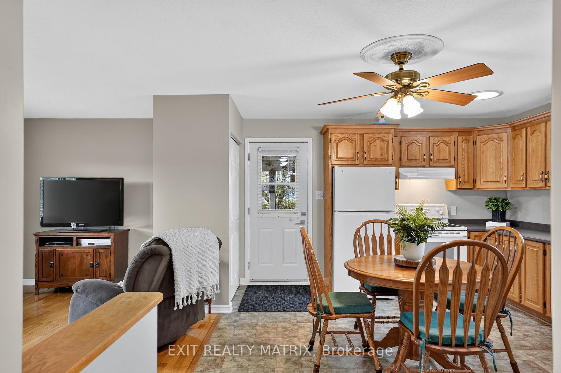Photo 8 of 2871 Russland Road, Ottawa, Vars & Area — HOMEH
