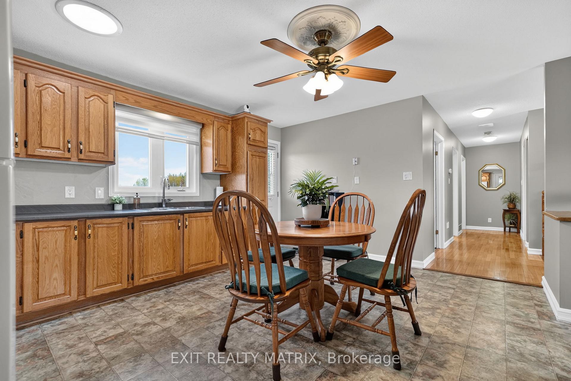 Photo 11 of 2871 Russland Road, Ottawa, Vars & Area — HOMEH