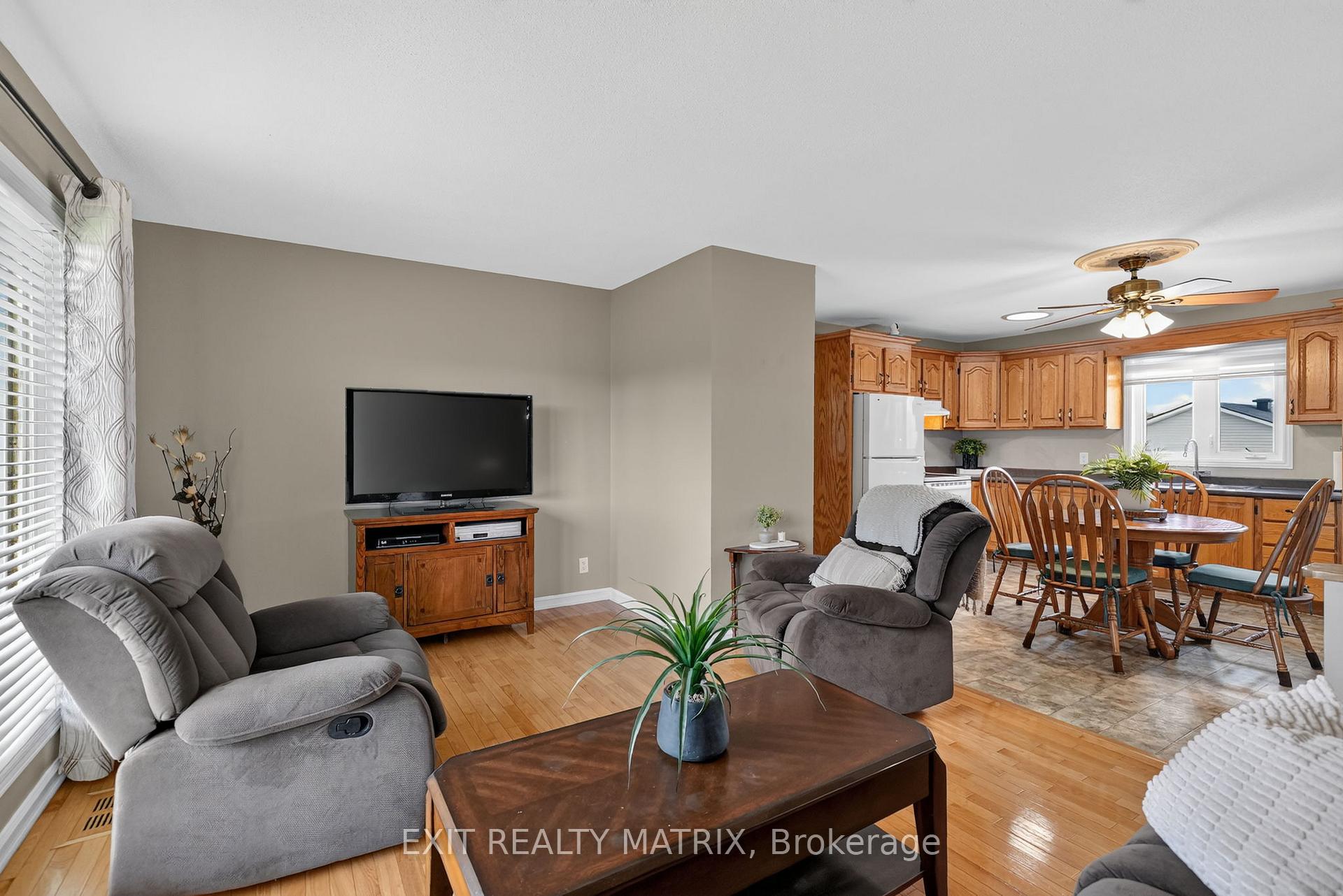 Photo 18 of 2871 Russland Road, Ottawa, Vars & Area — HOMEH