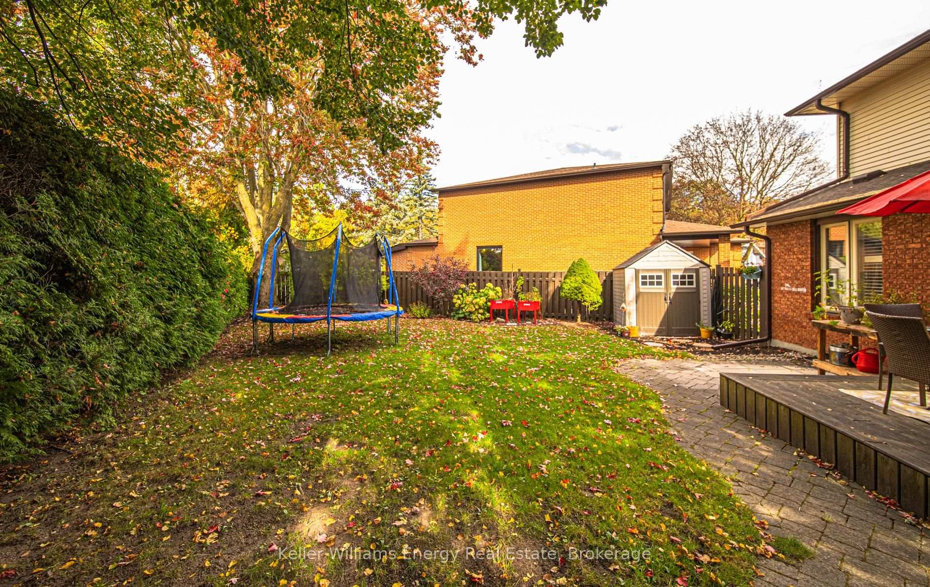 Photo 8 of 1398 Manitou Drive, Oshawa, Samac — HOMEH