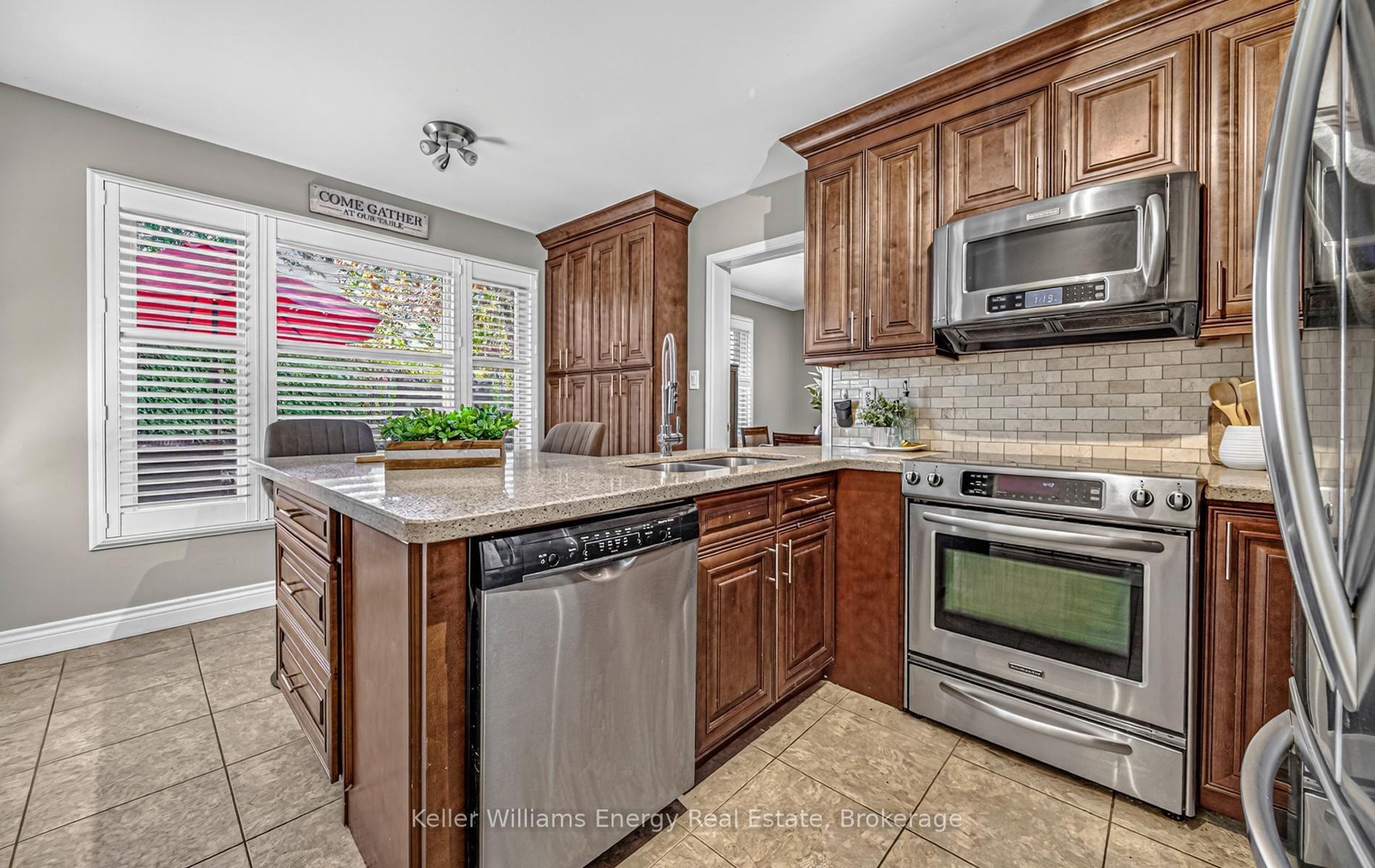 Photo 31 of 1398 Manitou Drive, Oshawa, Samac — HOMEH