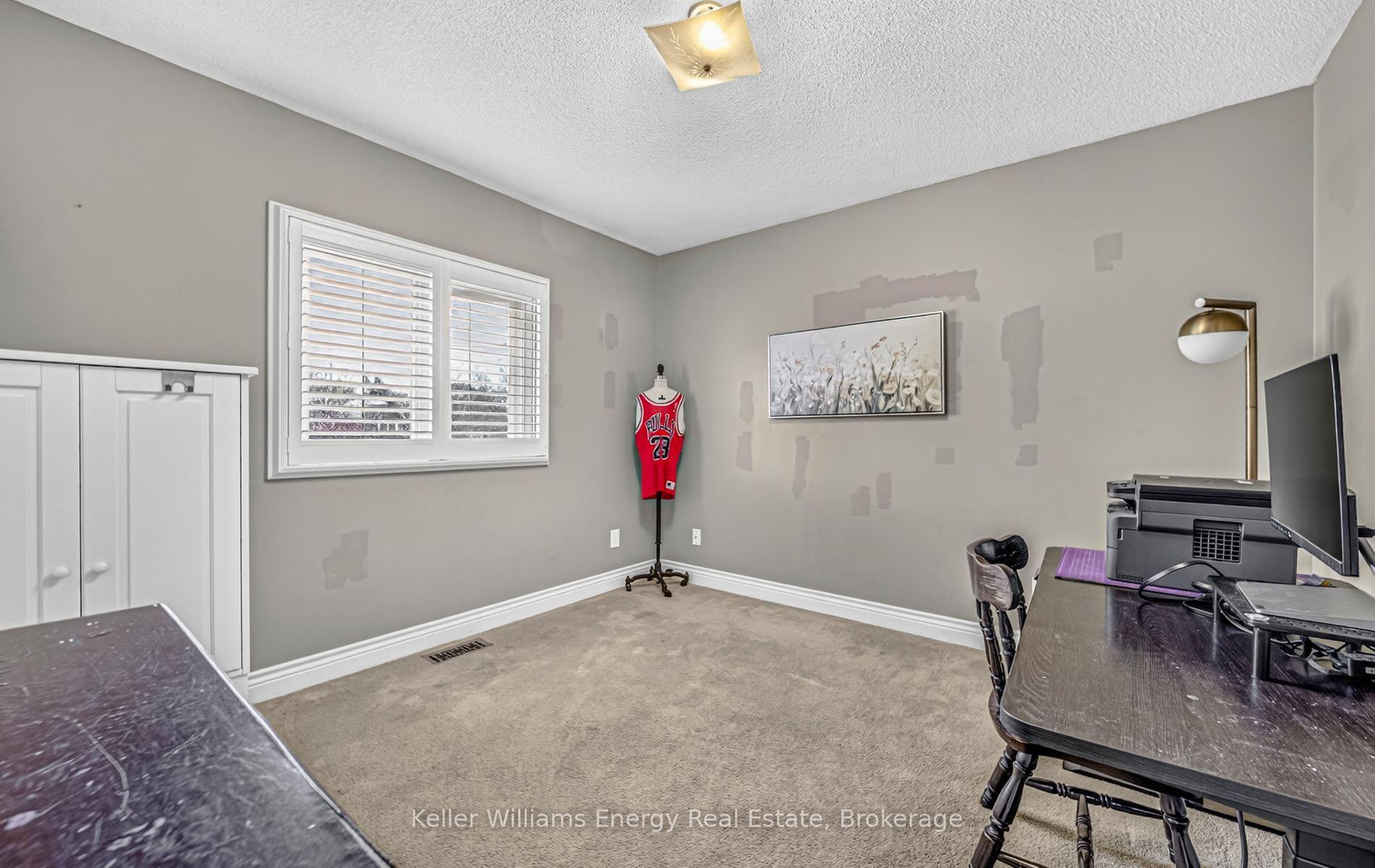Photo 38 of 1398 Manitou Drive, Oshawa, Samac — HOMEH