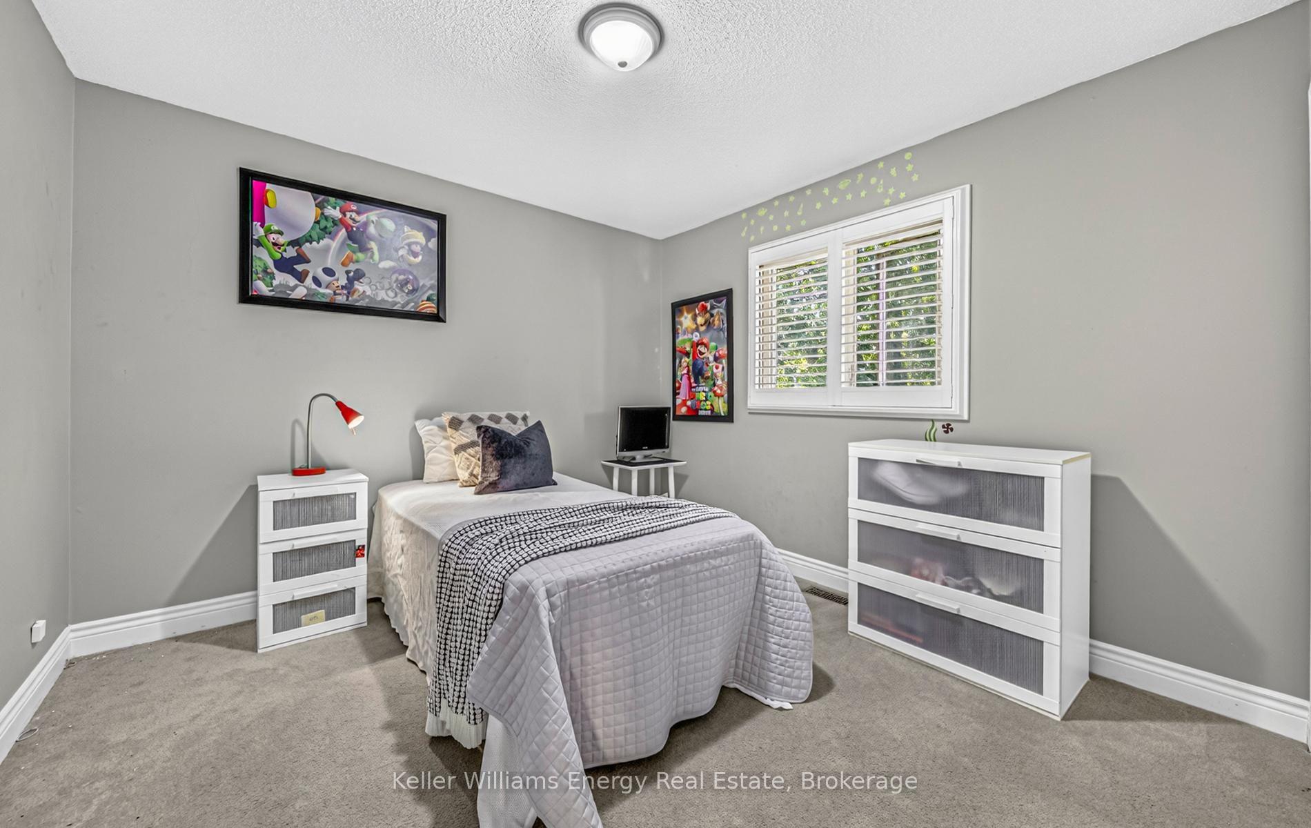 Photo 39 of 1398 Manitou Drive, Oshawa, Samac — HOMEH