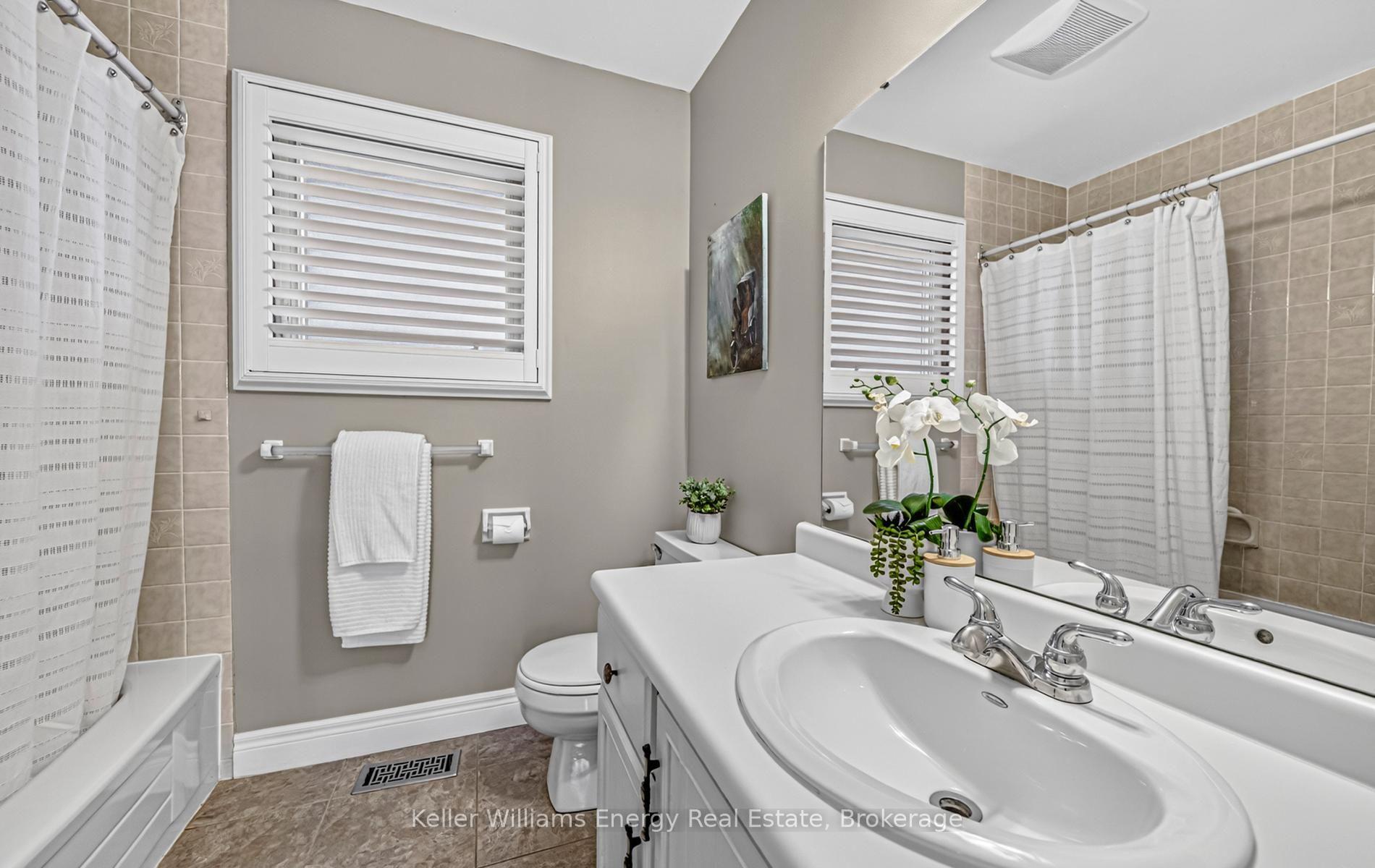 Photo 41 of 1398 Manitou Drive, Oshawa, Samac — HOMEH