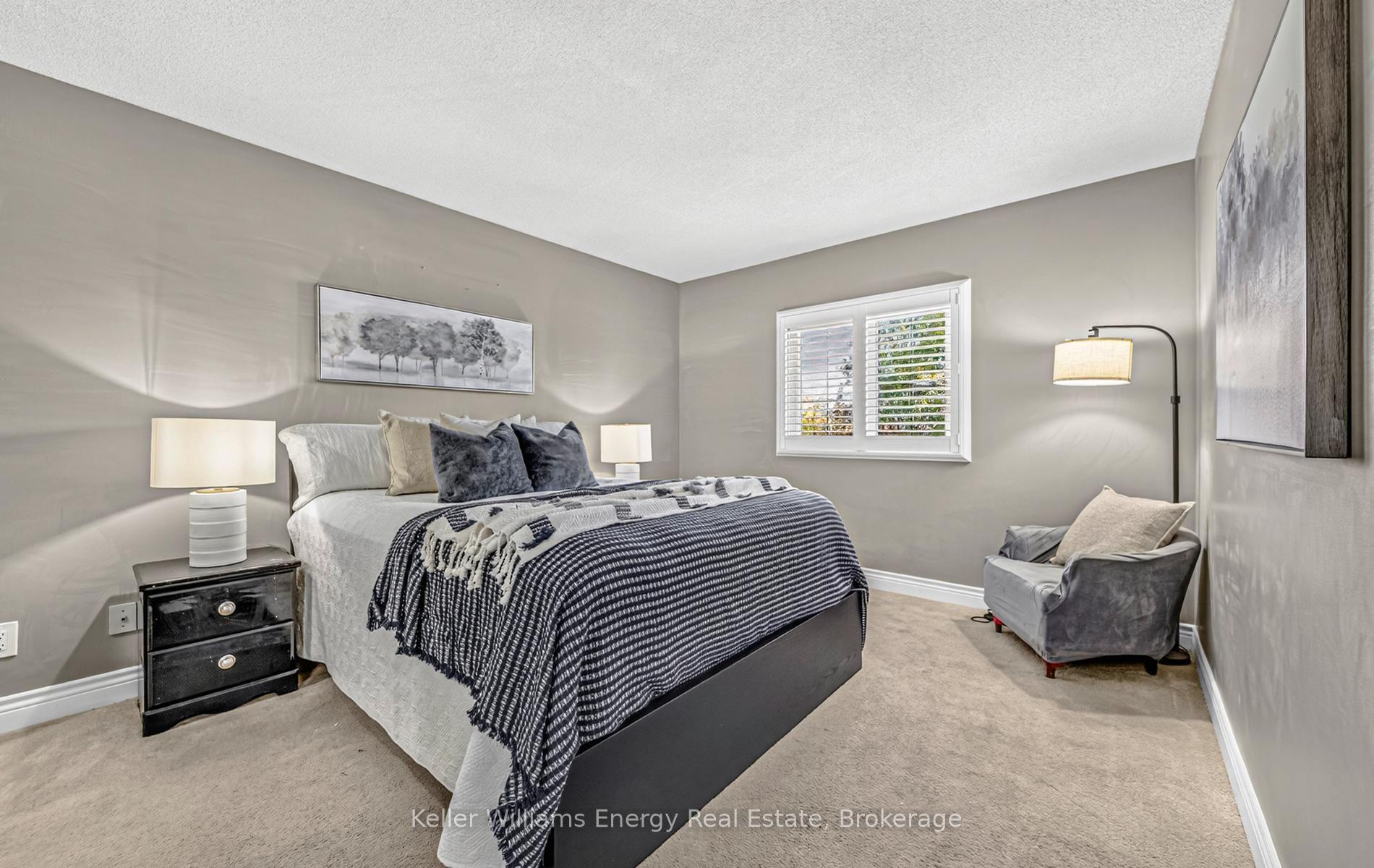 Photo 42 of 1398 Manitou Drive, Oshawa, Samac — HOMEH