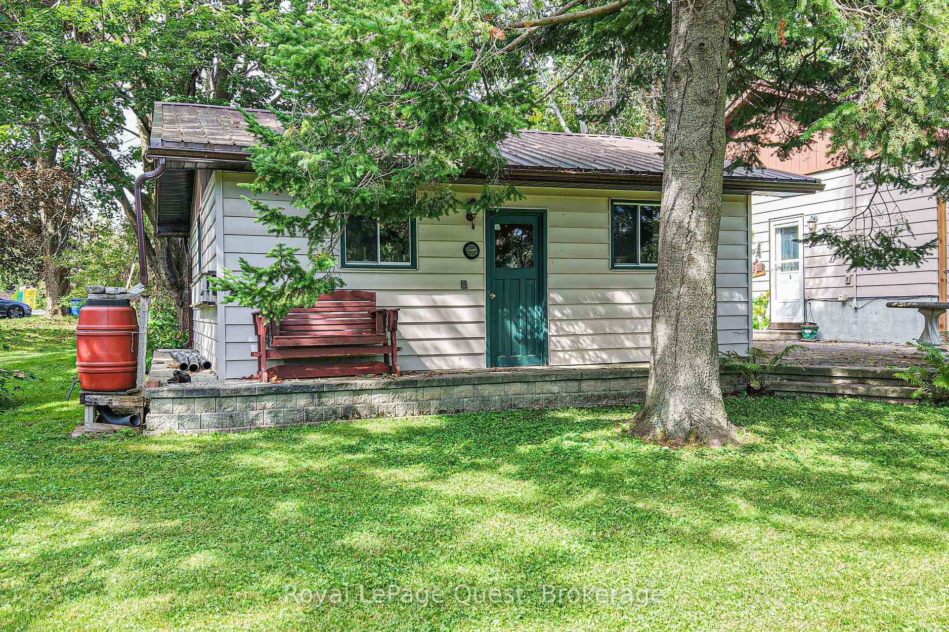 Photo 7 of 17 Hughes Road E, Orillia — HOMEH