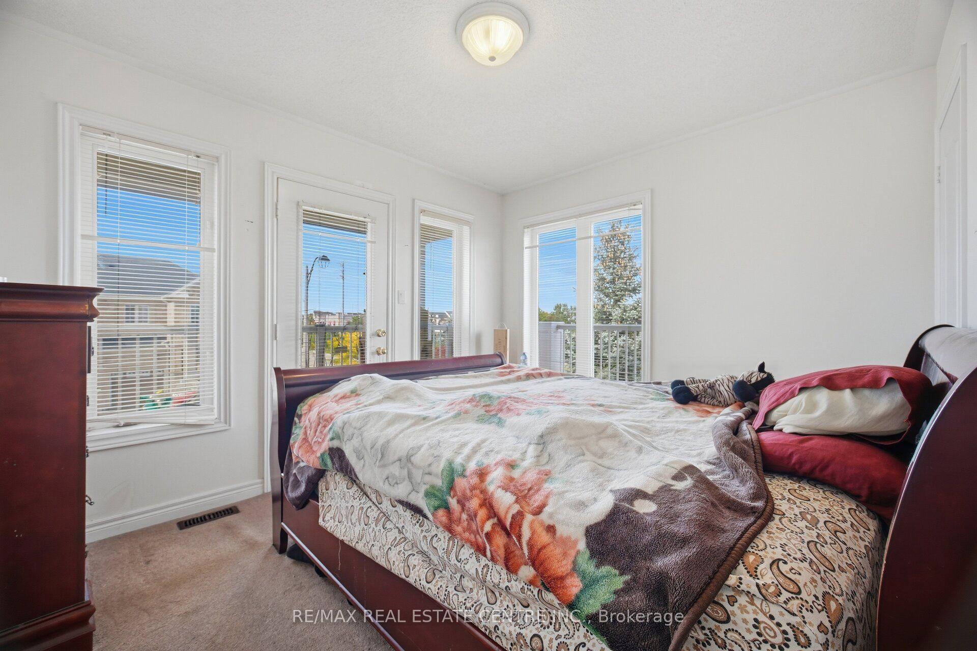 Photo 29 of 65 Connolly Crescent, Brampton, Sandringham-Wellington — HOMEH