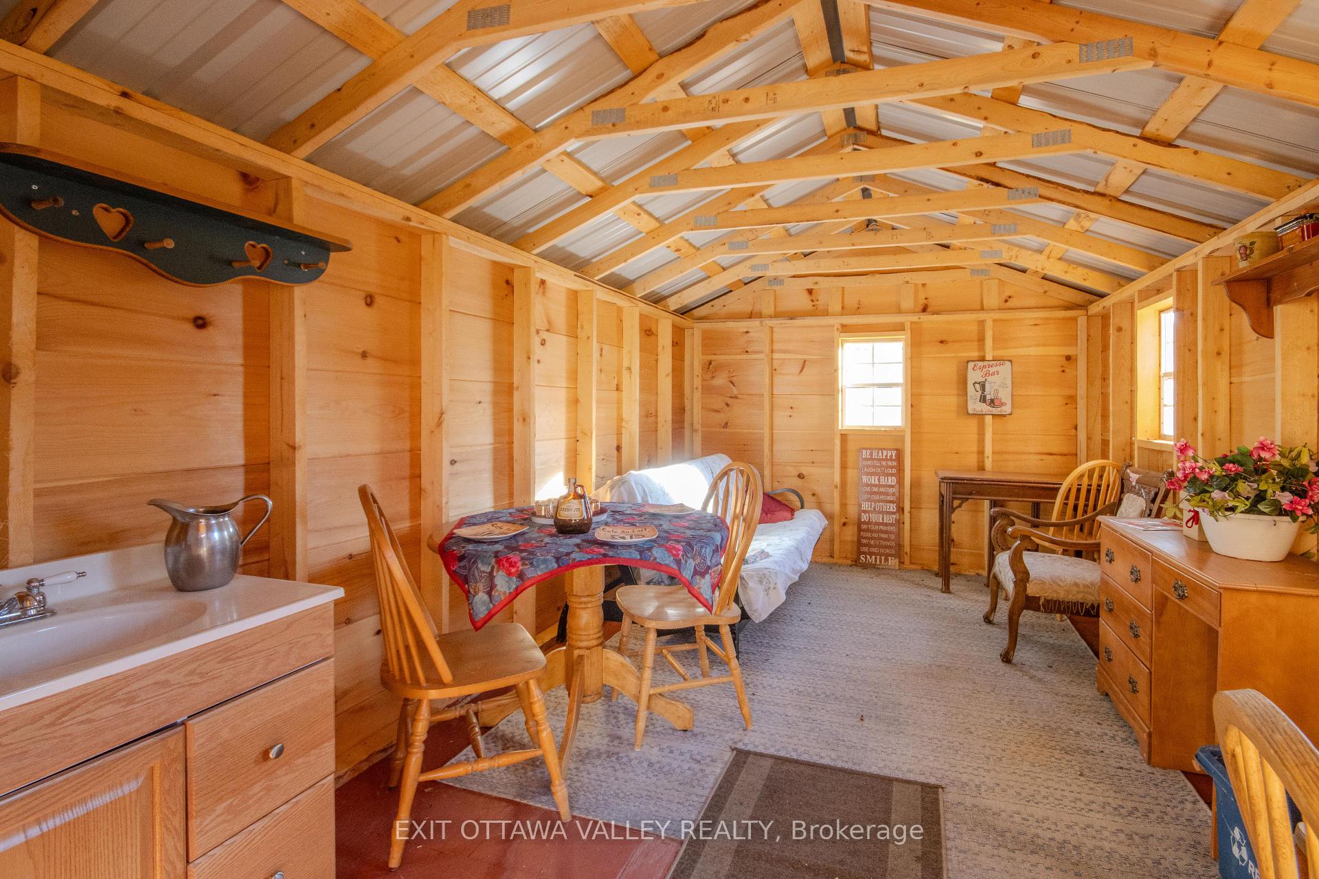 Photo 19 of 12894 Highway 60, North Algona Wilberforce, North Algona/Wilberforce Twp — HOMEH