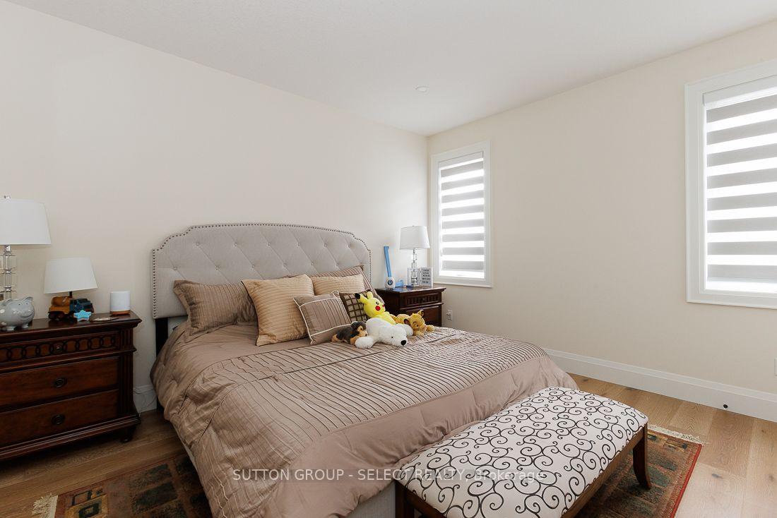 Photo 32 of 1286 Silverfox Drive, London, North S — HOMEH