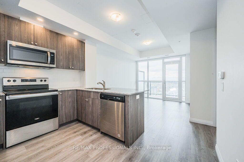 Photo 4 of Unit 2504, 60 Charles Street W, Kitchener, City Commercial Core — HOMEH