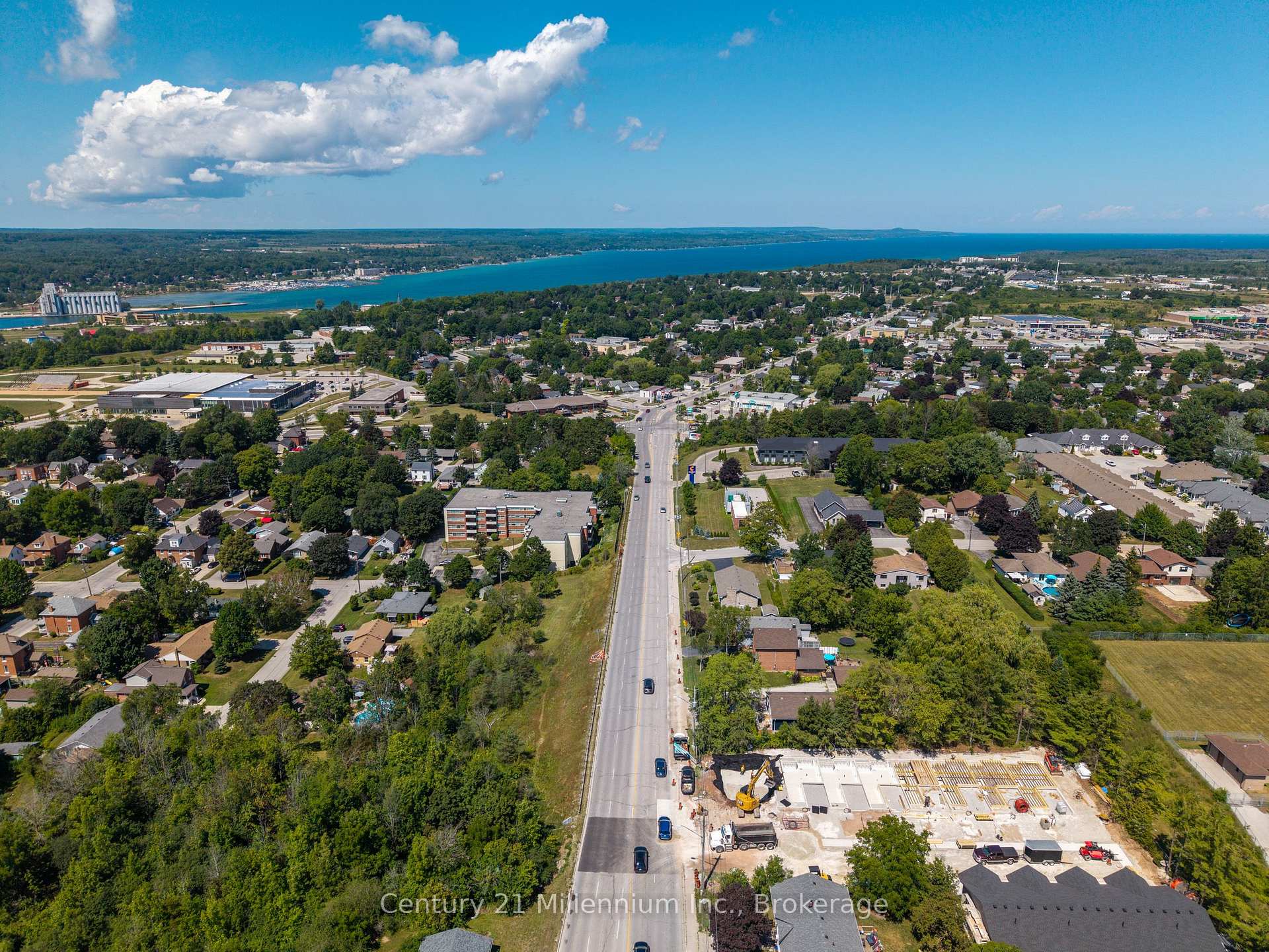 Photo 9 of 873 9th Avenue E, Owen Sound — HOMEH