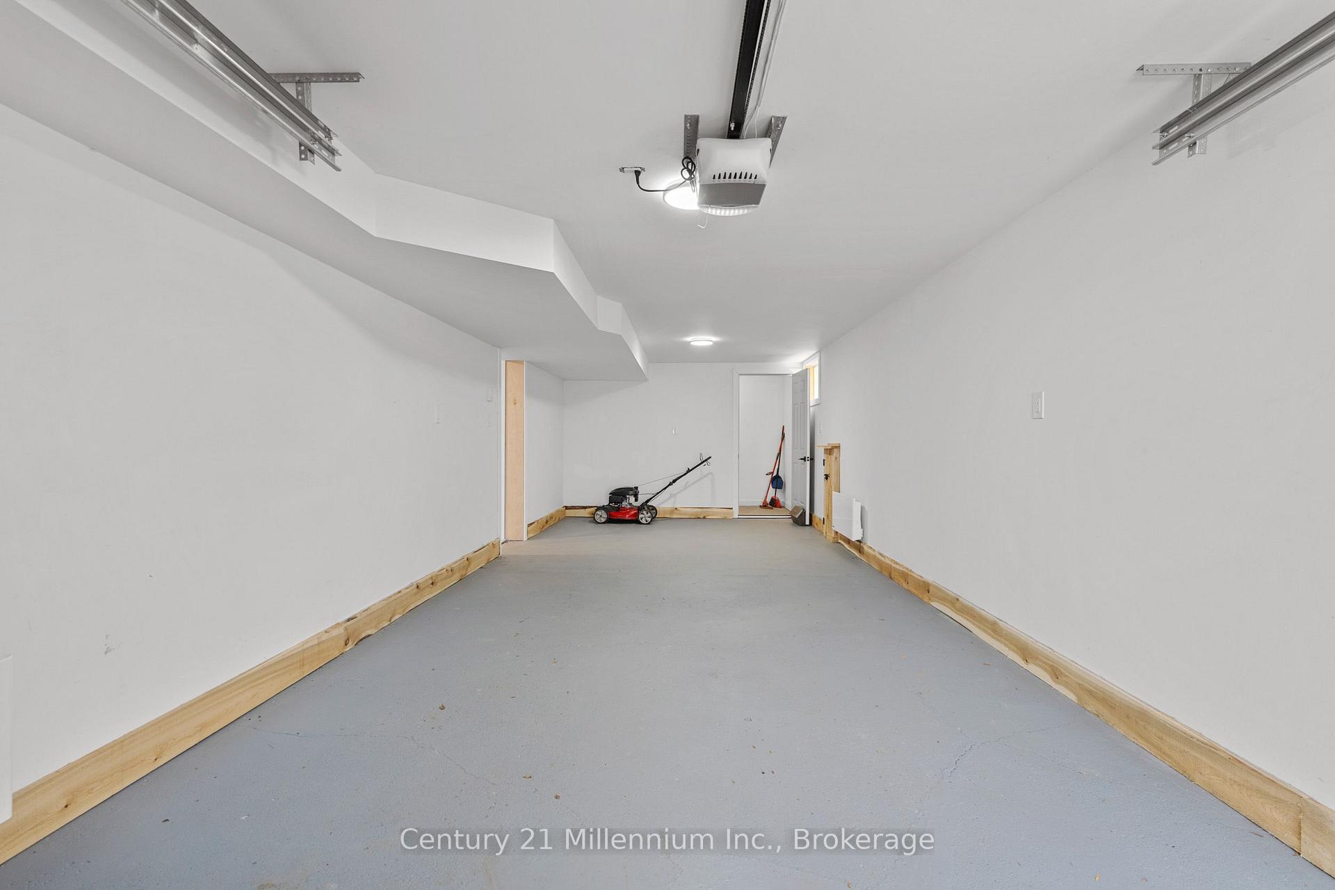 Photo 22 of 873 9th Avenue E, Owen Sound — HOMEH