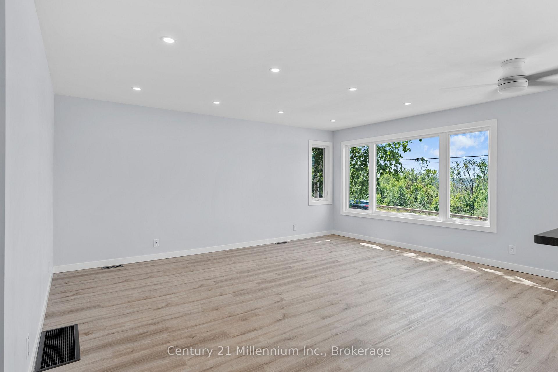 Photo 27 of 873 9th Avenue E, Owen Sound — HOMEH