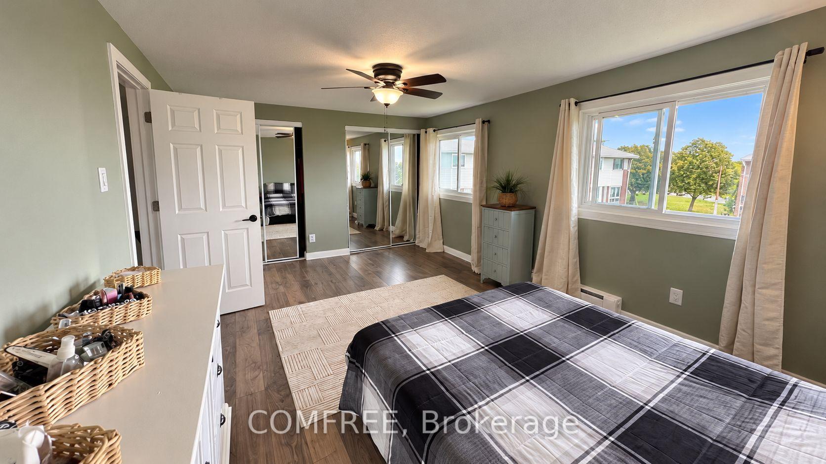 Photo 24 of 8 Marshwoods Boulevard, Kingsville — HOMEH