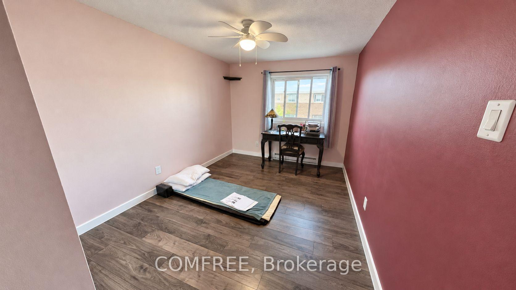 Photo 30 of 8 Marshwoods Boulevard, Kingsville — HOMEH