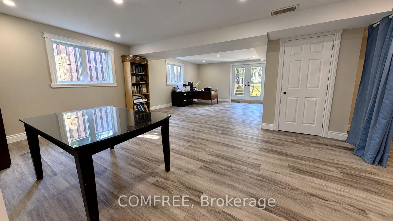 Photo 48 of 8 Marshwoods Boulevard, Kingsville — HOMEH