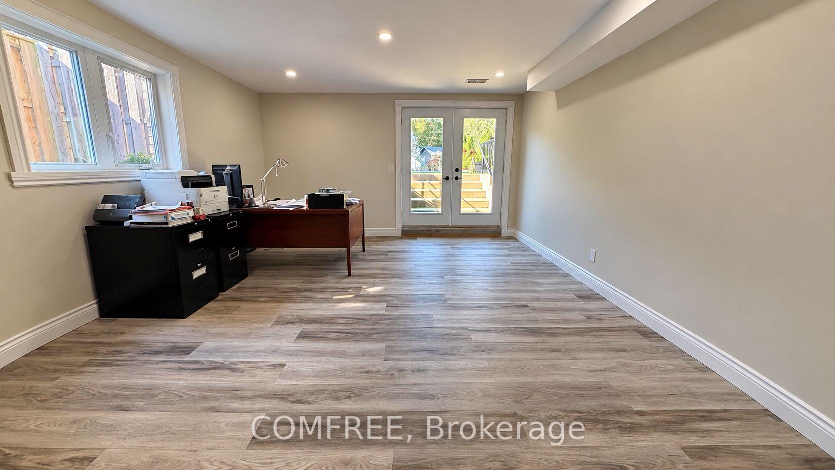 Photo 52 of 8 Marshwoods Boulevard, Kingsville — HOMEH