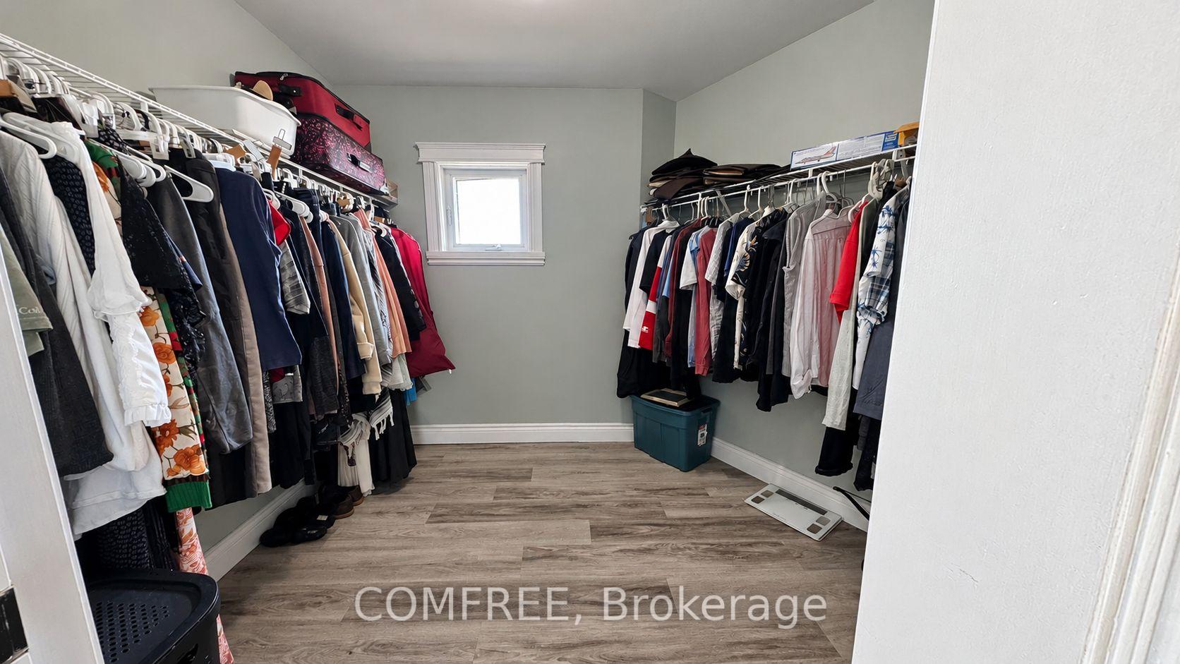 Photo 39 of 8 Marshwoods Boulevard, Kingsville — HOMEH