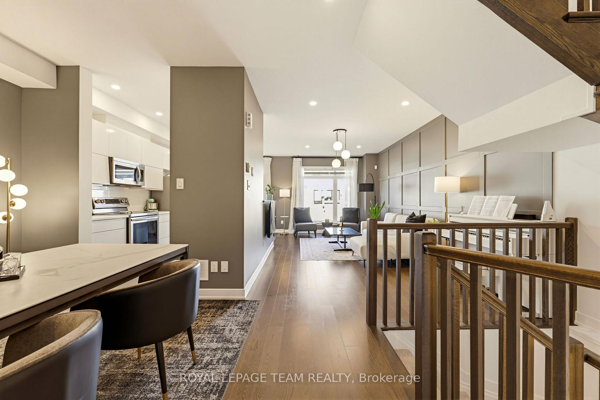 Photo 6 of 854 Solarium Avenue, Ottawa, Riverside South/Gloucester Glen — HOMEH
