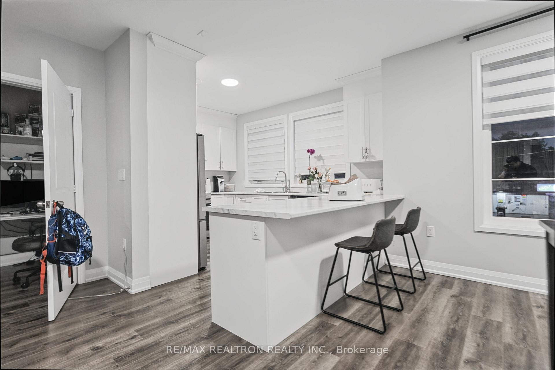 Photo 59 of Unit 10, 260 Eagle Street, Newmarket, Central Newmarket — HOMEH