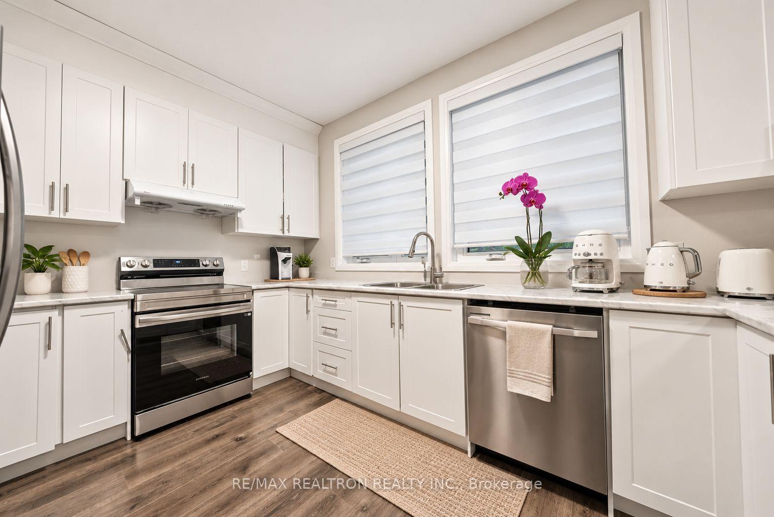 Photo 60 of Unit 10, 260 Eagle Street, Newmarket, Central Newmarket — HOMEH