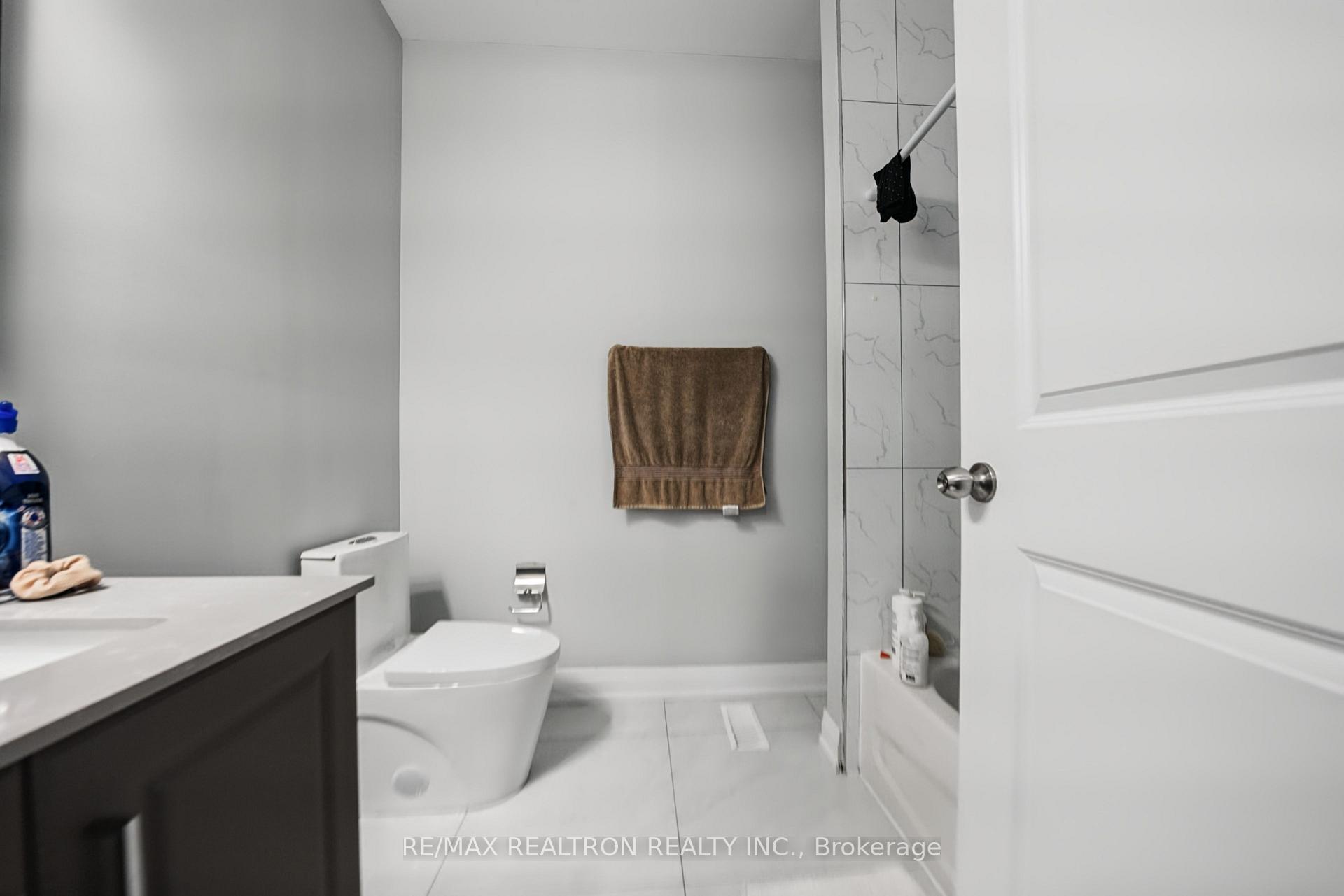 Photo 76 of Unit 10, 260 Eagle Street, Newmarket, Central Newmarket — HOMEH