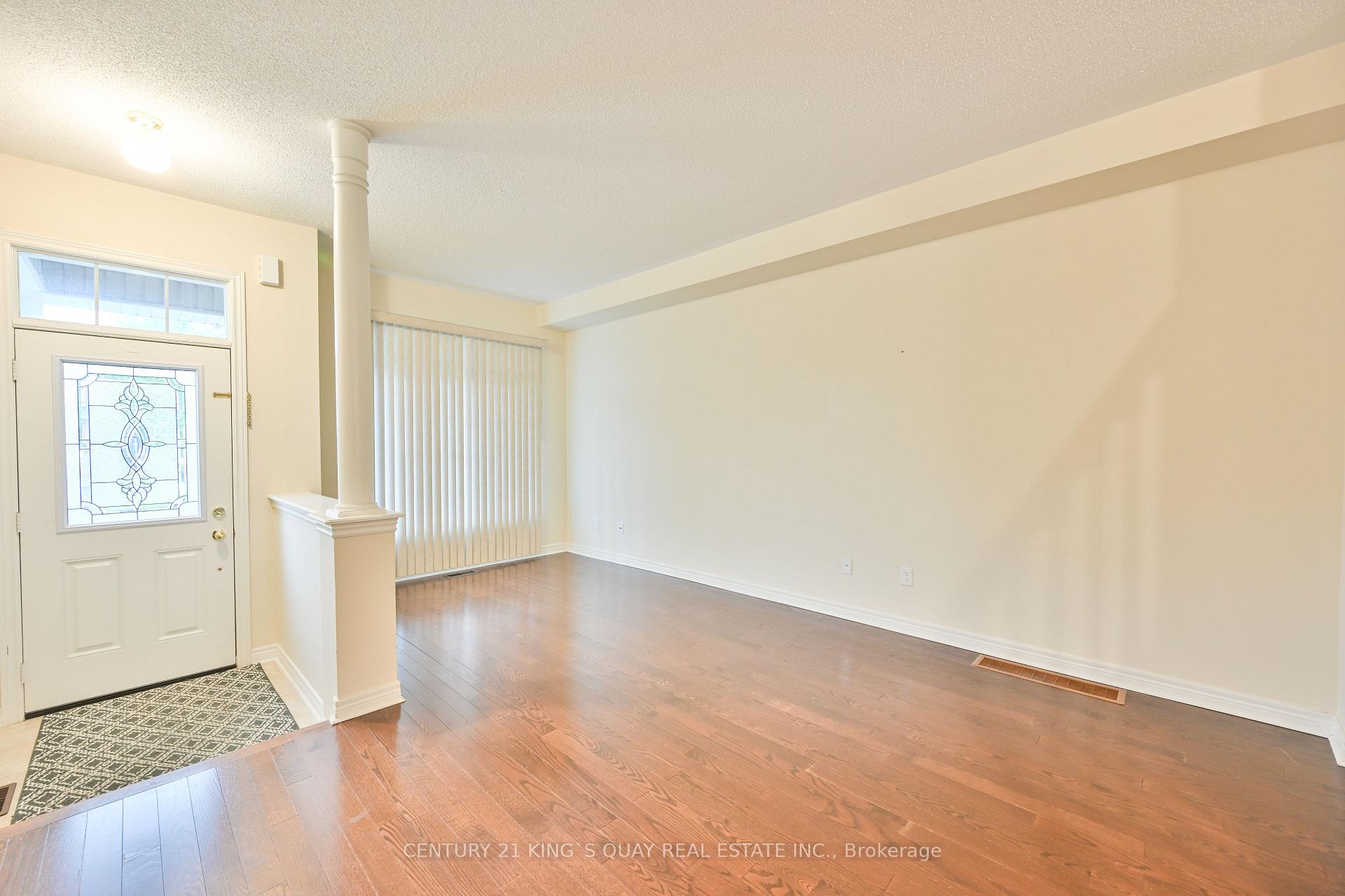 Photo 6 of 10 Lundigan Drive, Georgina, Keswick South — HOMEH