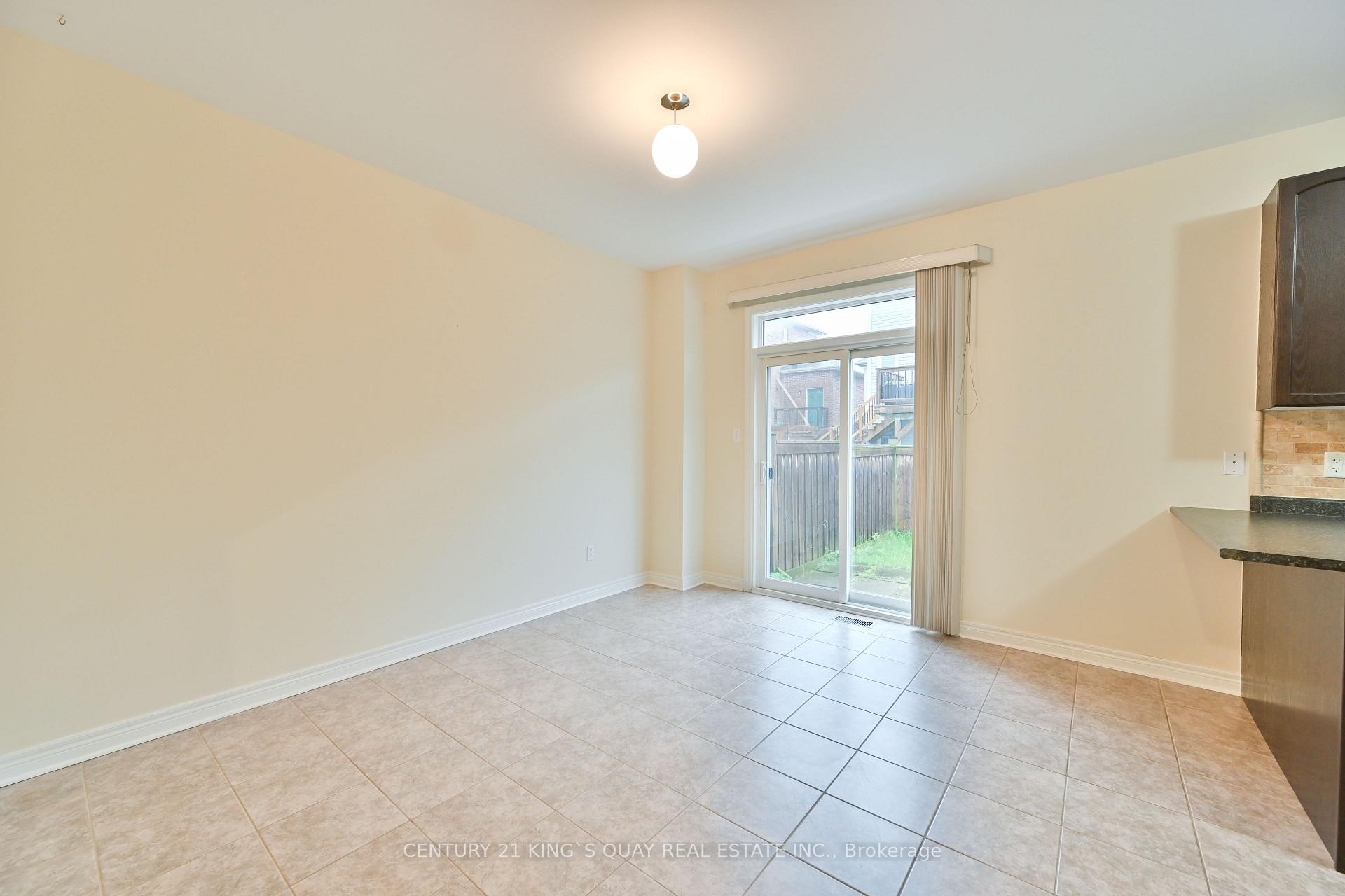 Photo 7 of 10 Lundigan Drive, Georgina, Keswick South — HOMEH