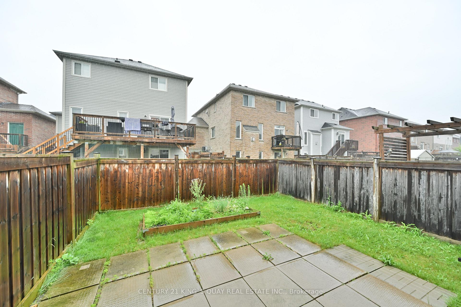 Photo 20 of 10 Lundigan Drive, Georgina, Keswick South — HOMEH