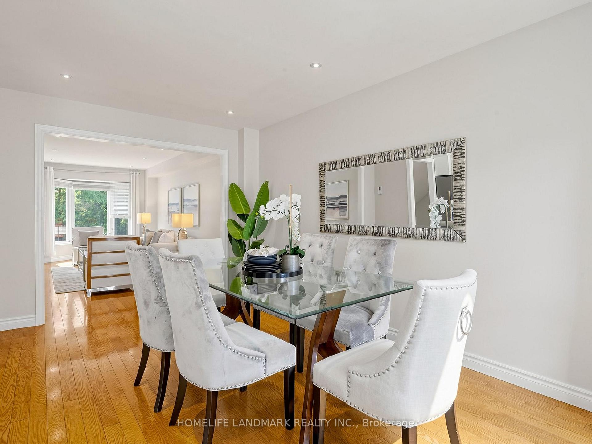 Photo 8 of 60 Ingleborough Court, Markham, Unionville — HOMEH