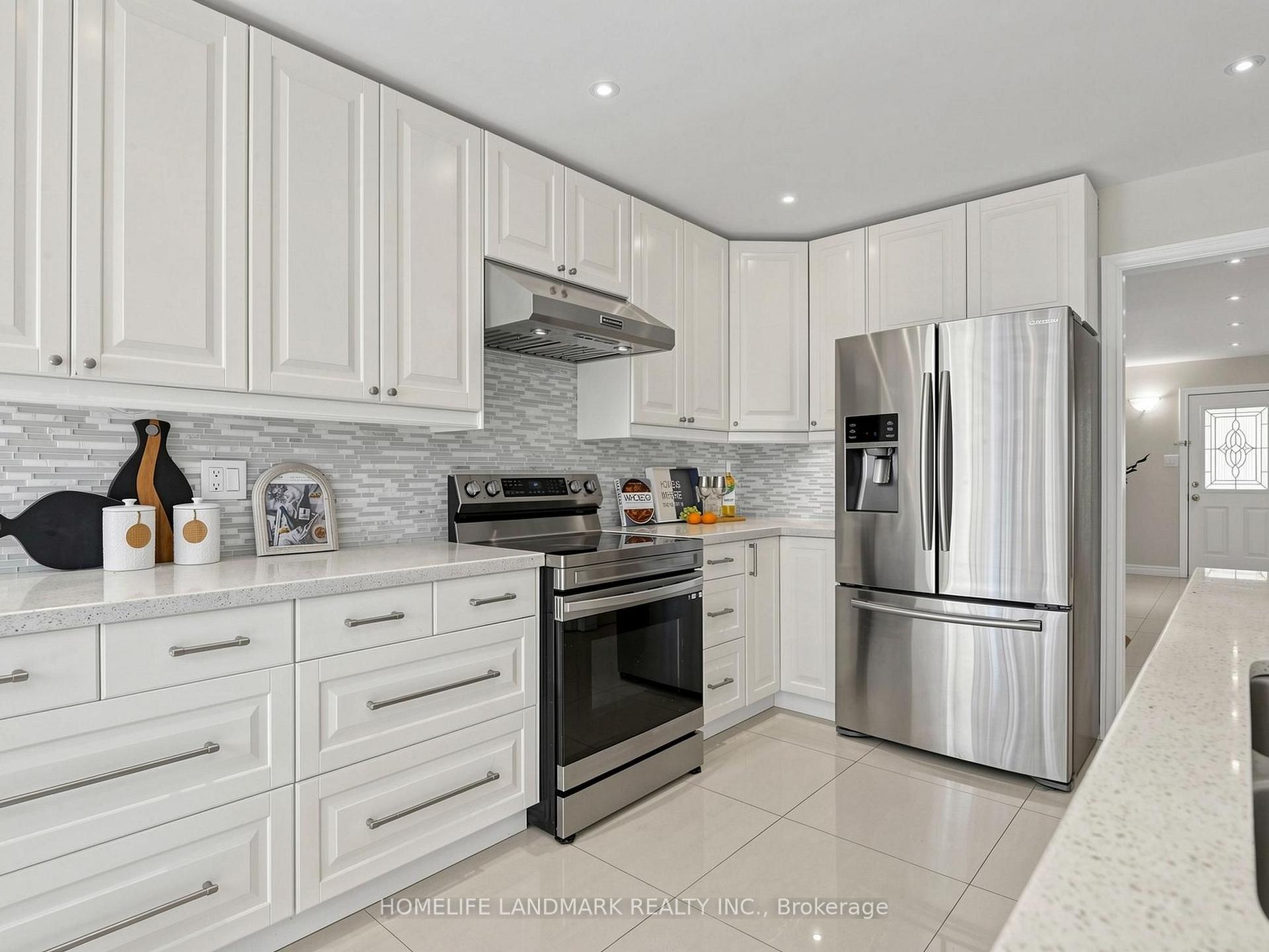 Photo 13 of 60 Ingleborough Court, Markham, Unionville — HOMEH