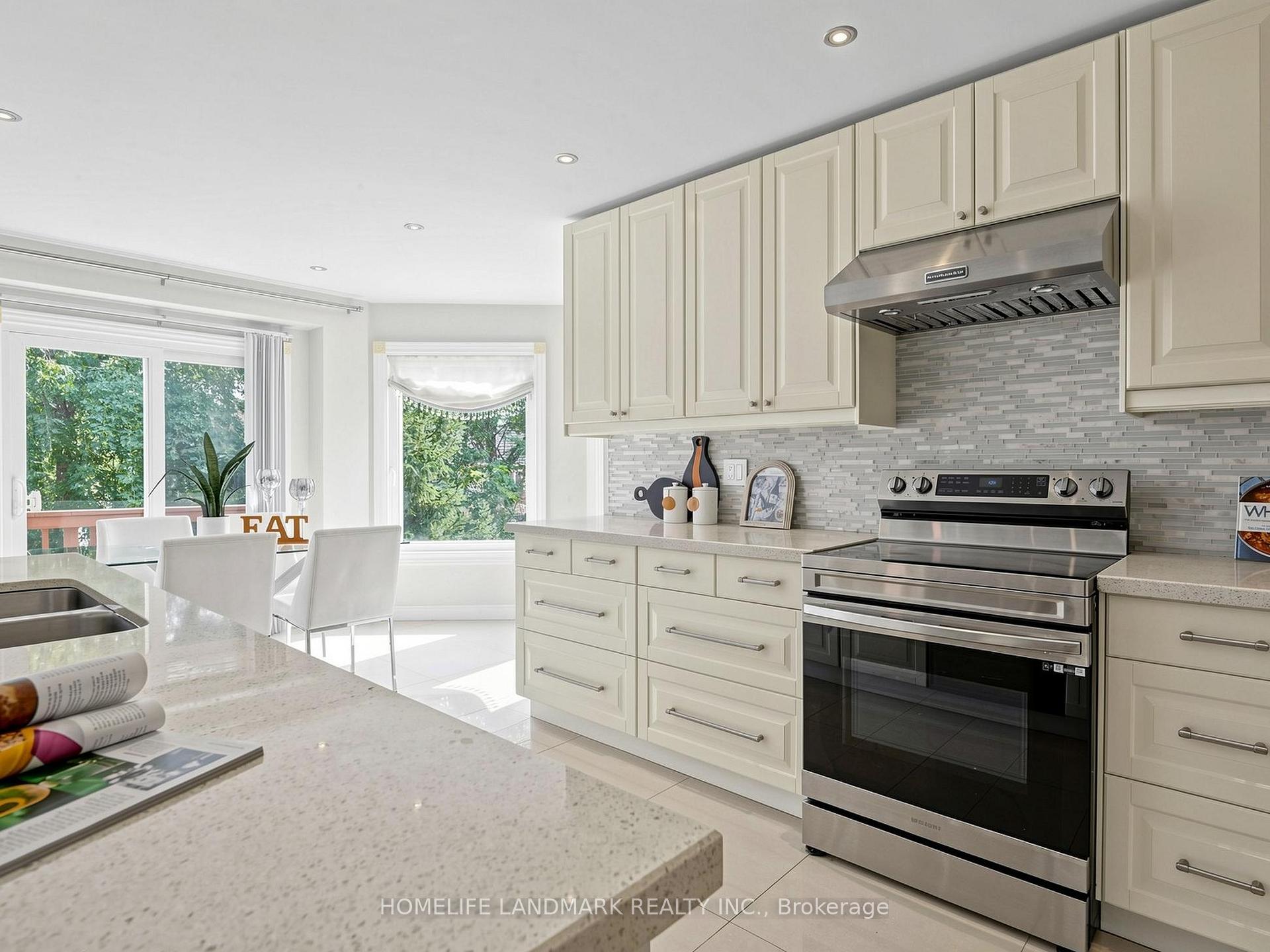 Photo 16 of 60 Ingleborough Court, Markham, Unionville — HOMEH