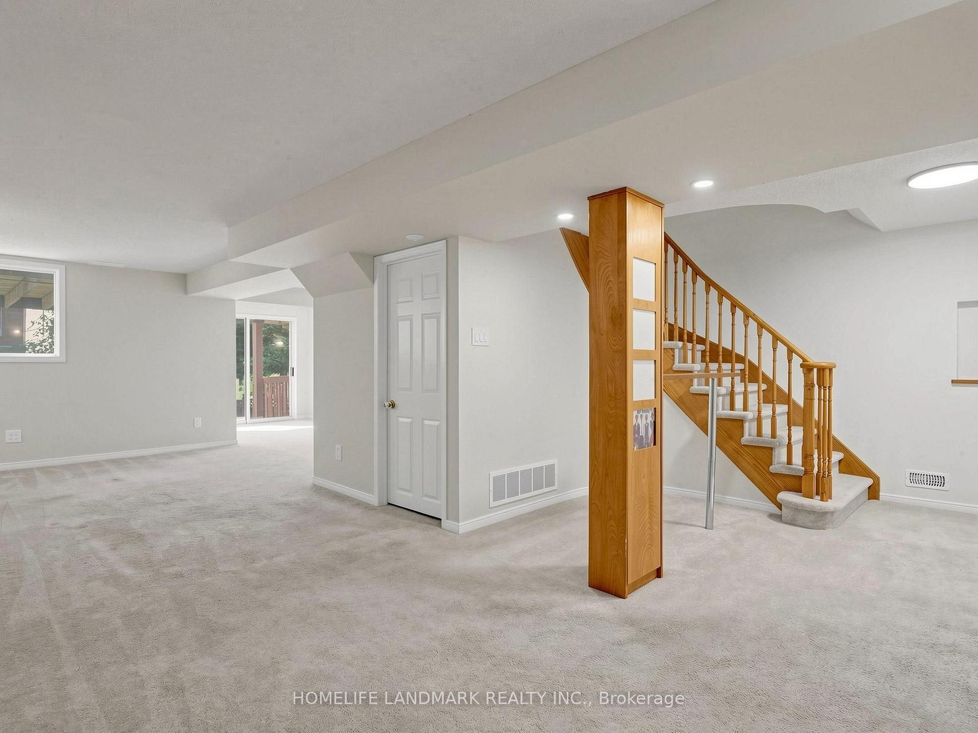 Photo 38 of 60 Ingleborough Court, Markham, Unionville — HOMEH