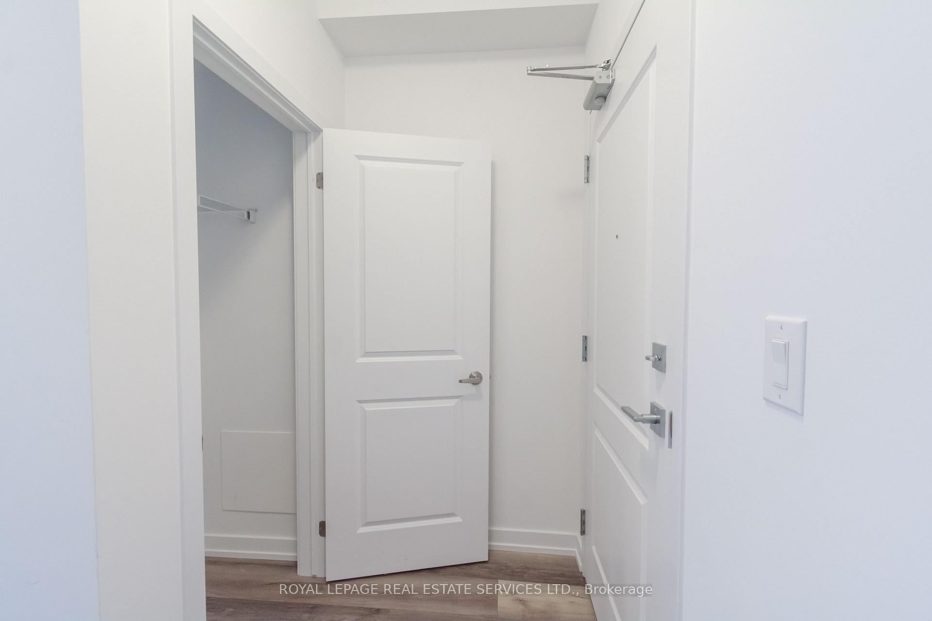 Photo 4 of Unit 225, 450 Dundas Street E, Hamilton, Waterdown — HOMEH