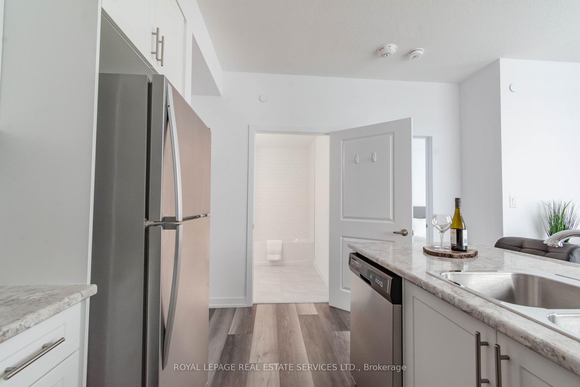 Photo 8 of Unit 225, 450 Dundas Street E, Hamilton, Waterdown — HOMEH