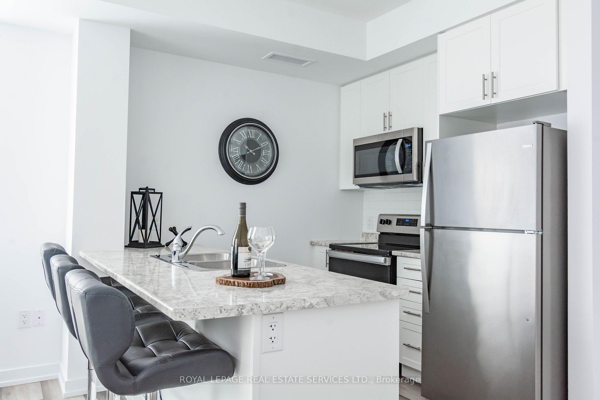 Photo 10 of Unit 225, 450 Dundas Street E, Hamilton, Waterdown — HOMEH