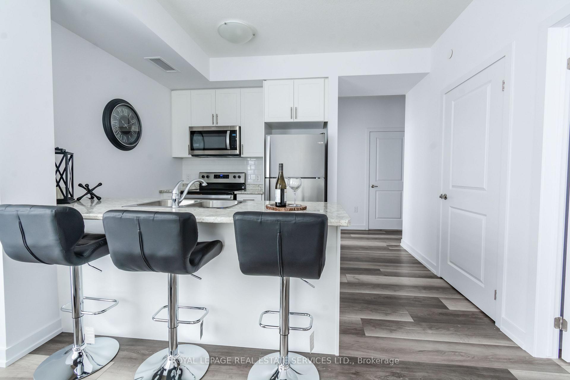 Photo 11 of Unit 225, 450 Dundas Street E, Hamilton, Waterdown — HOMEH