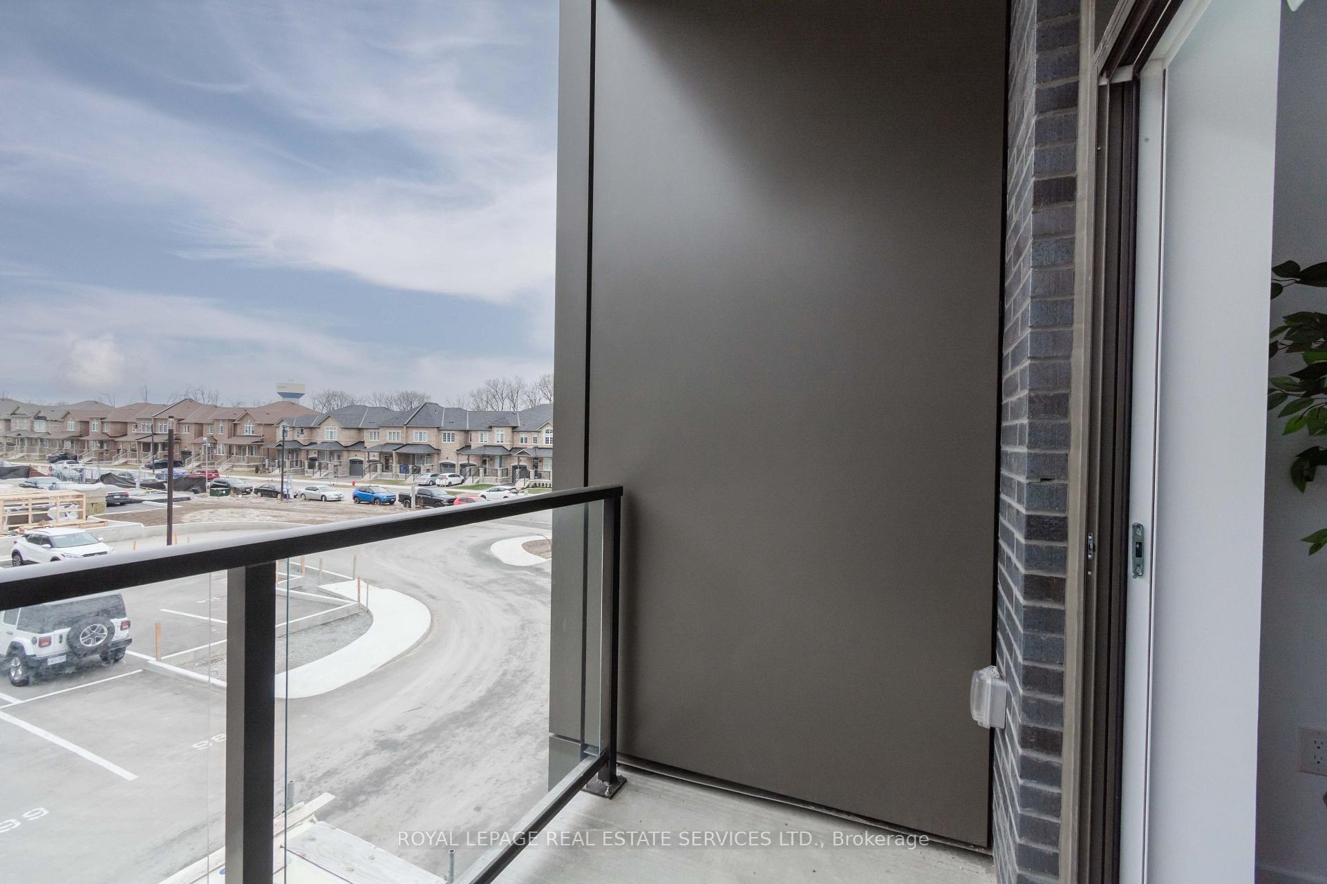 Photo 23 of Unit 225, 450 Dundas Street E, Hamilton, Waterdown — HOMEH
