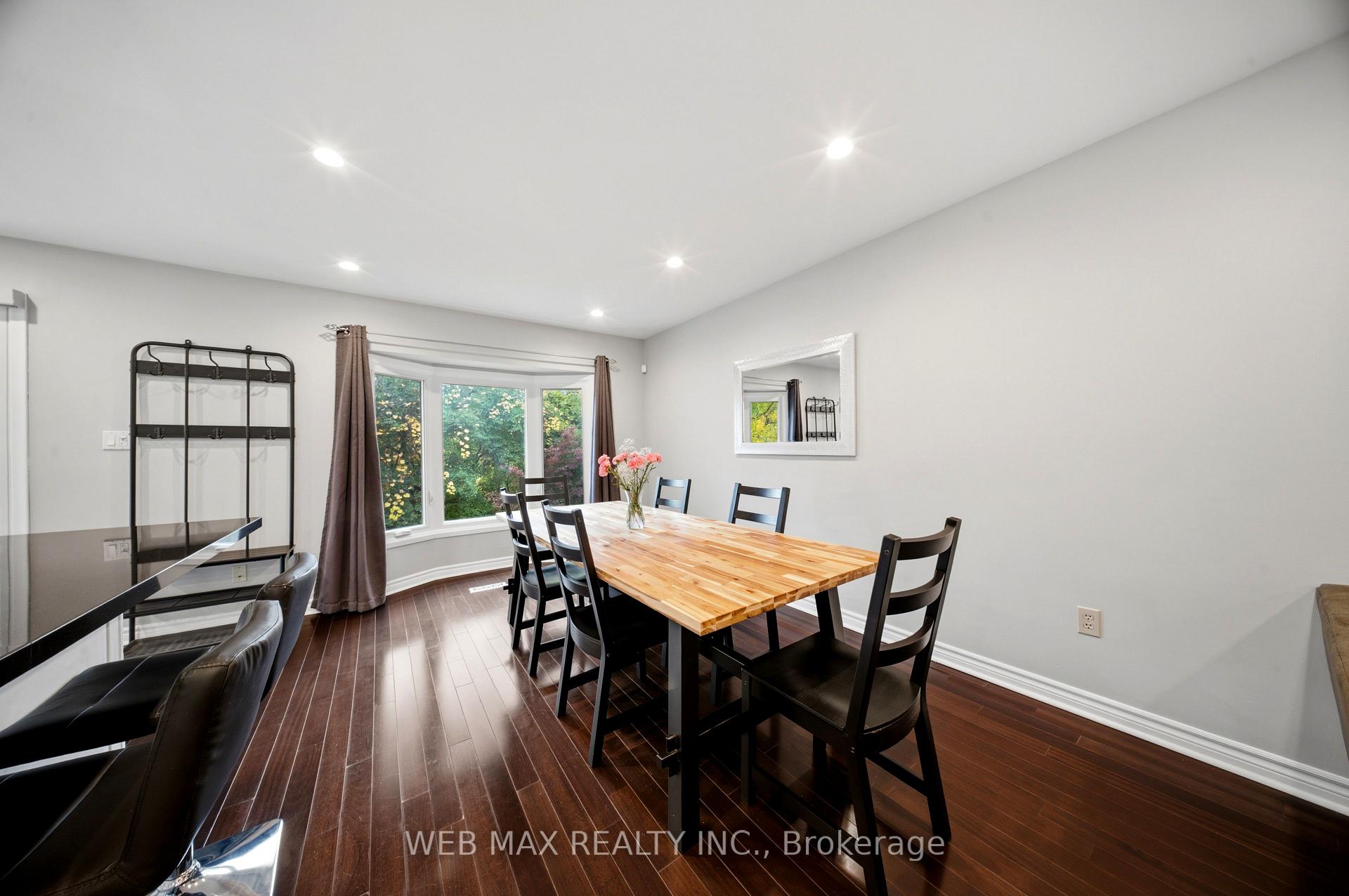 Photo 9 of 1108 Edgehill Place, Oakville, Glen Abbey — HOMEH