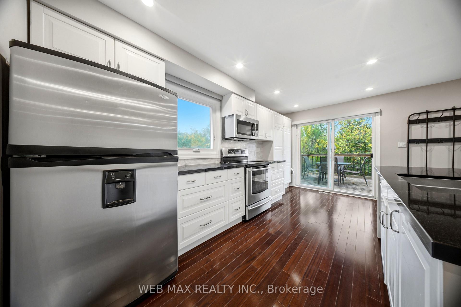 Photo 11 of 1108 Edgehill Place, Oakville, Glen Abbey — HOMEH