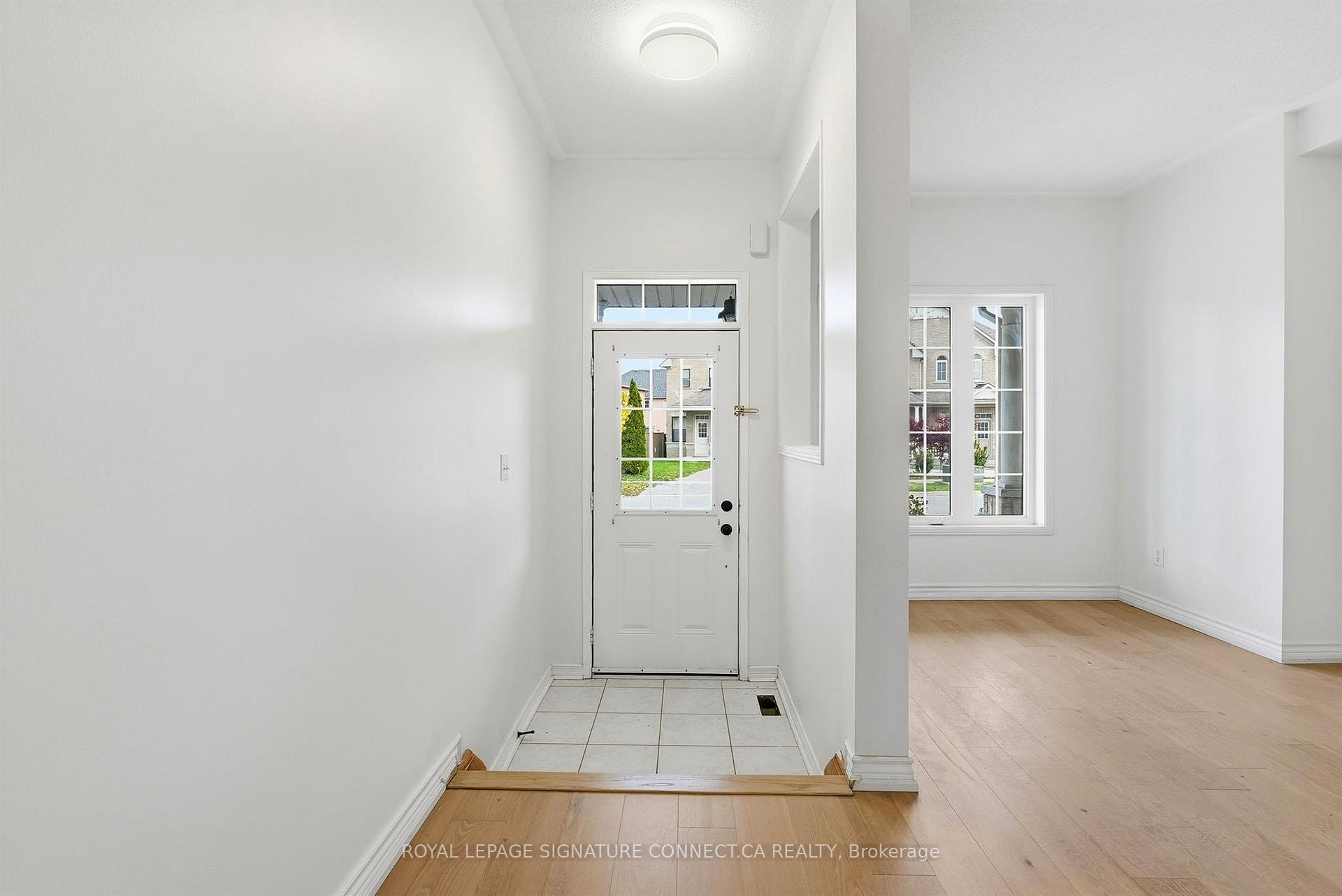Photo 6 of 32 Wheelwright Drive, Richmond Hill, Oak Ridges Lake Wilcox — HOMEH