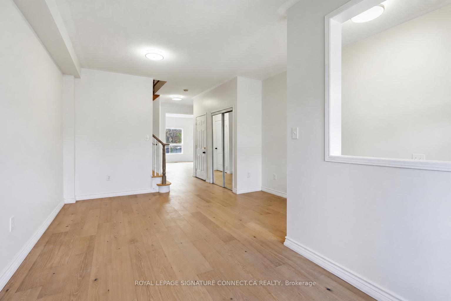 Photo 7 of 32 Wheelwright Drive, Richmond Hill, Oak Ridges Lake Wilcox — HOMEH
