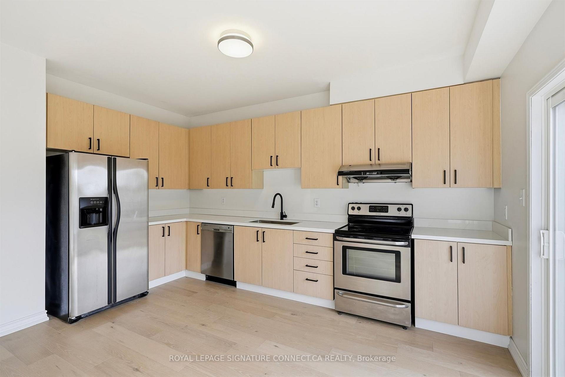 Photo 14 of 32 Wheelwright Drive, Richmond Hill, Oak Ridges Lake Wilcox — HOMEH