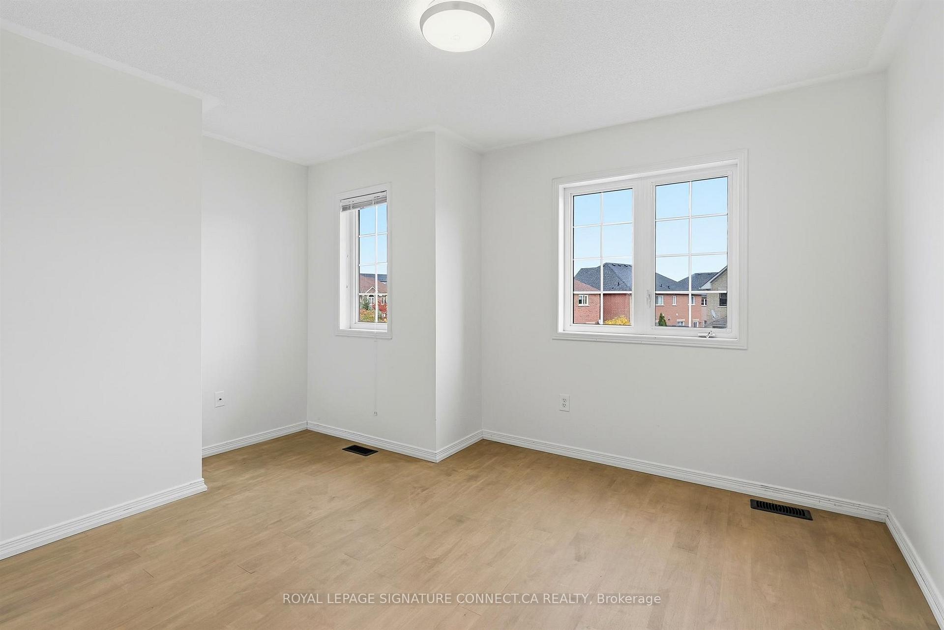 Photo 18 of 32 Wheelwright Drive, Richmond Hill, Oak Ridges Lake Wilcox — HOMEH