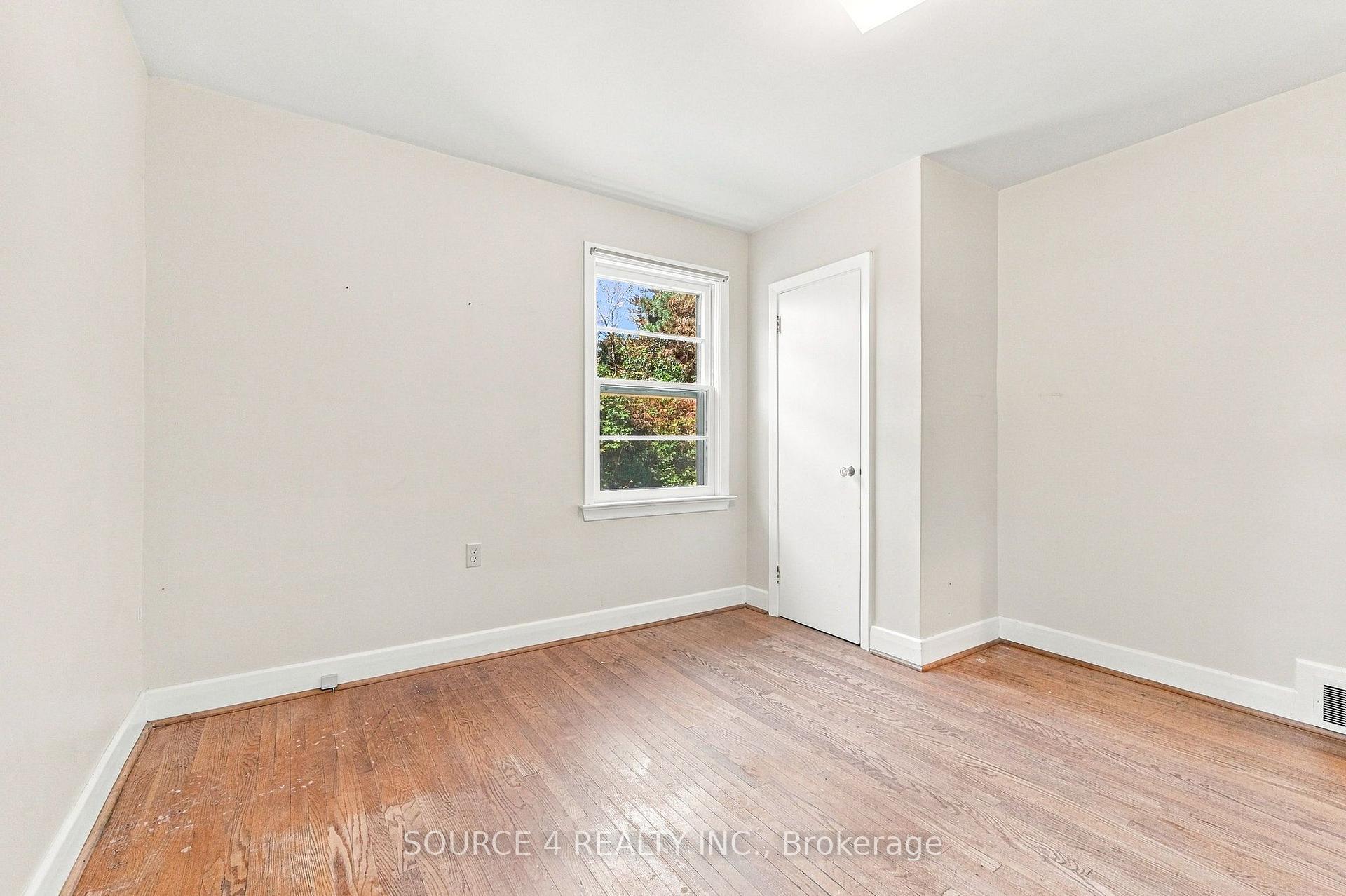 Photo 14 of 392 Fourth Line, Oakville, West — HOMEH