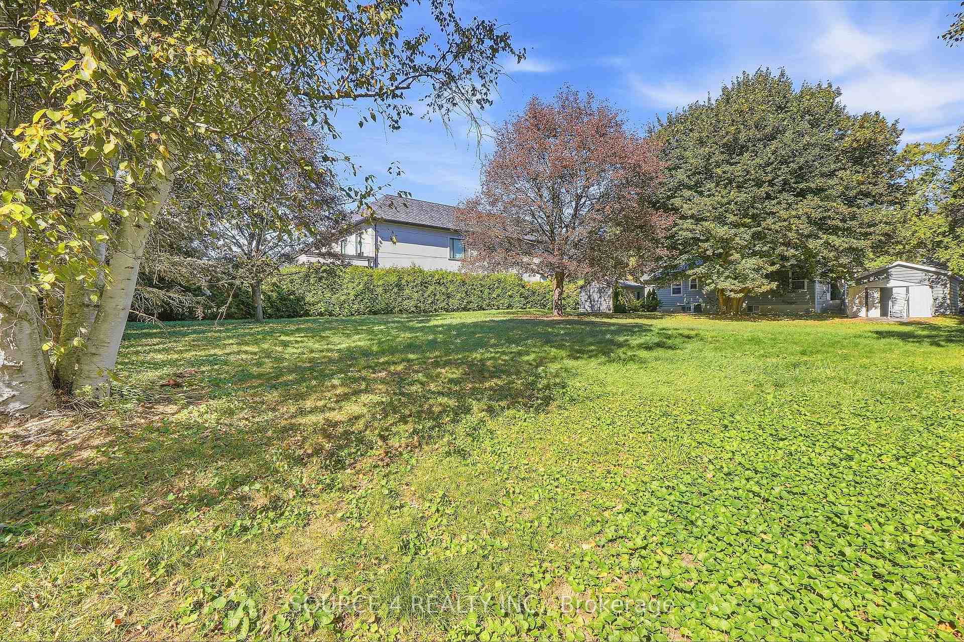 Photo 24 of 392 Fourth Line, Oakville, West — HOMEH