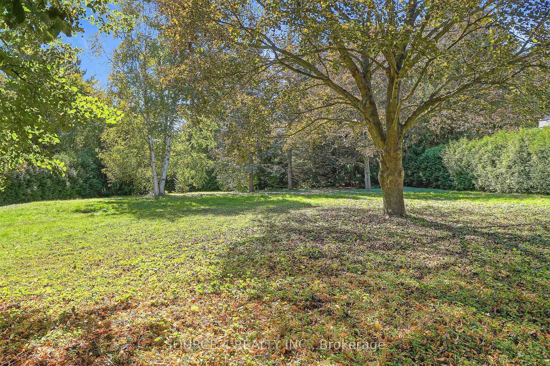 Photo 34 of 392 Fourth Line, Oakville, West — HOMEH